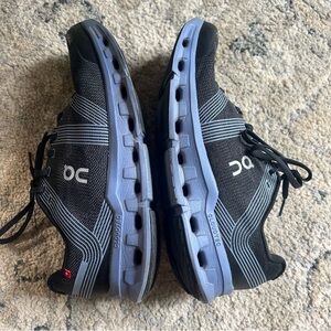 On Cloud Running Cloudgo Mens 10 in Black/Shale